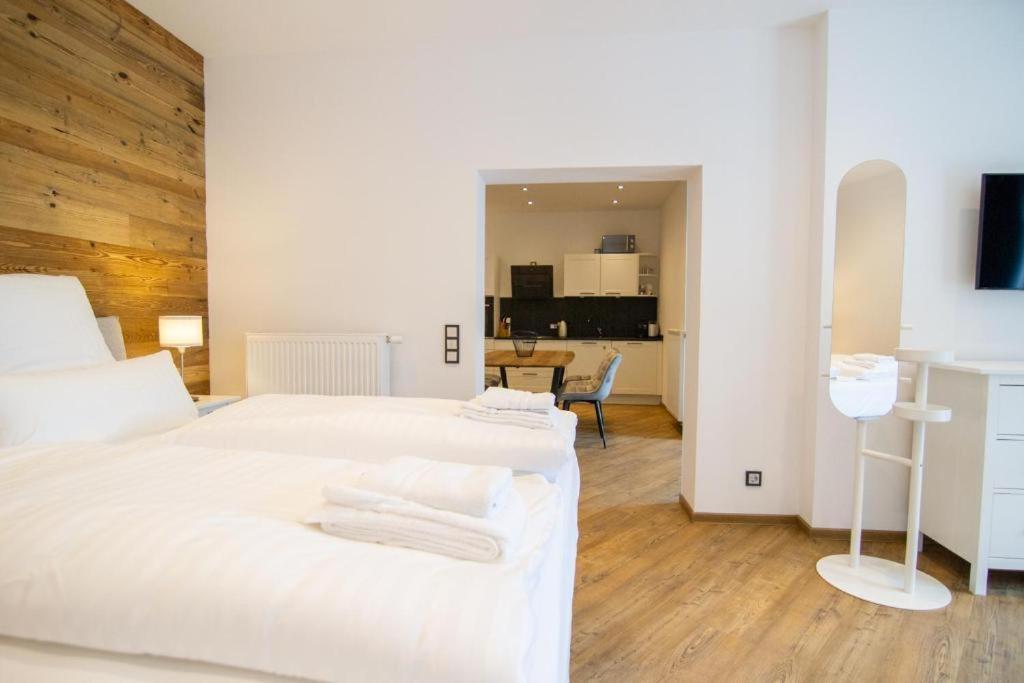 Schiefer Suite Hotel & Apartments Гослар Екстериор снимка