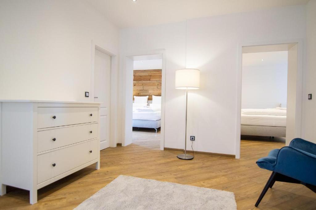 Schiefer Suite Hotel & Apartments Гослар Екстериор снимка