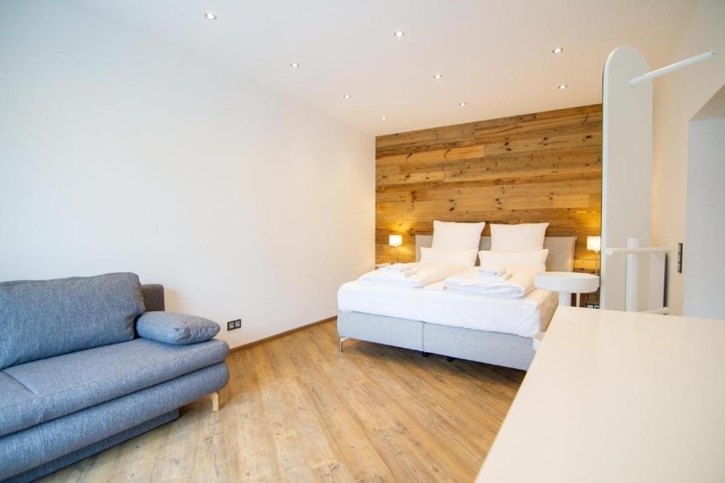 Schiefer Suite Hotel & Apartments Гослар Екстериор снимка
